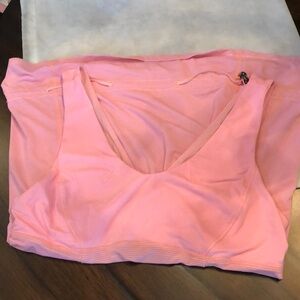🌸 Lululemon pink and gray striped v-neck long athletic stretch synch top
